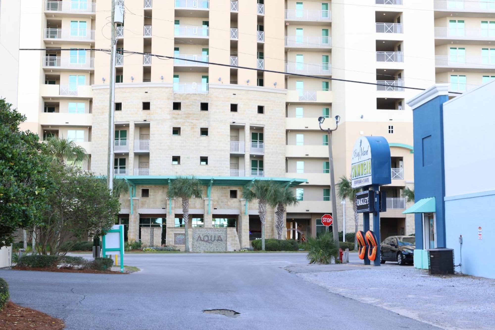 Aqua 1504 Beachfront Condo With Free Beach Chairs Panama City Beach Esterno foto