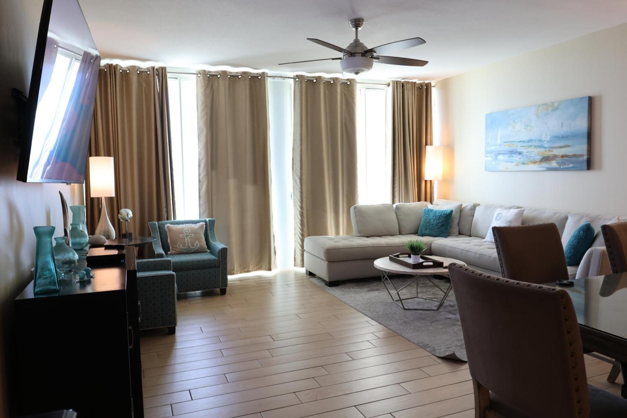 Aqua 1504 Beachfront Condo With Free Beach Chairs Panama City Beach Esterno foto