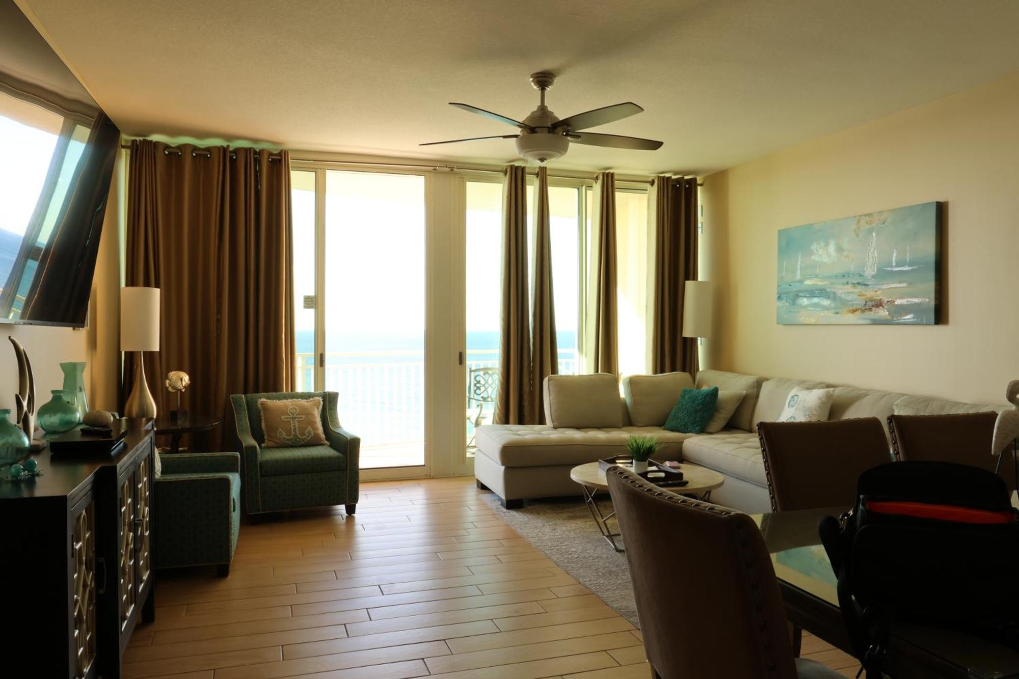 Aqua 1504 Beachfront Condo With Free Beach Chairs Panama City Beach Esterno foto