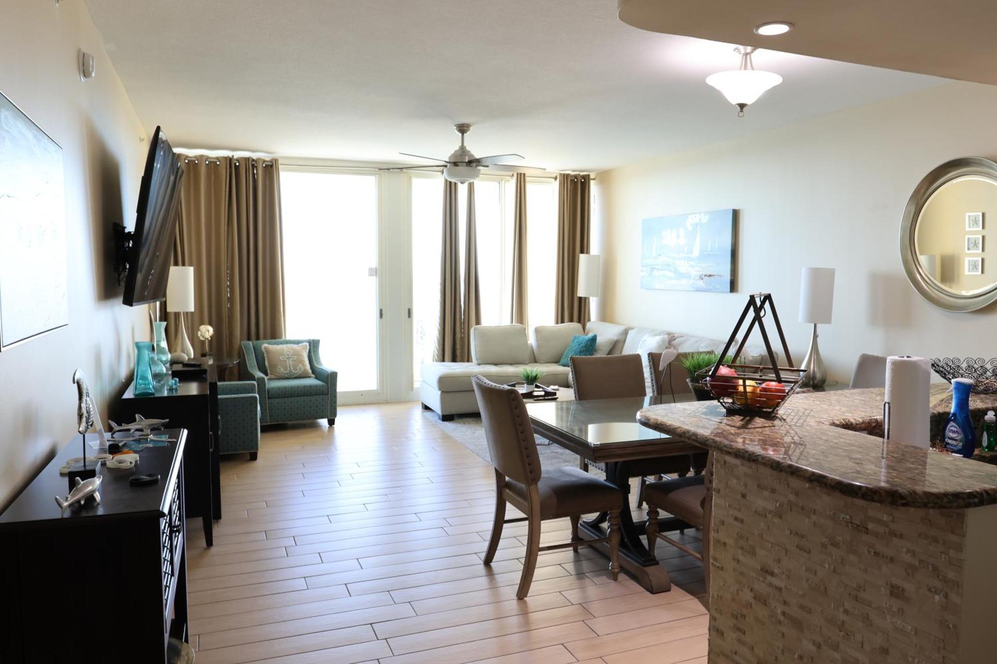 Aqua 1504 Beachfront Condo With Free Beach Chairs Panama City Beach Esterno foto