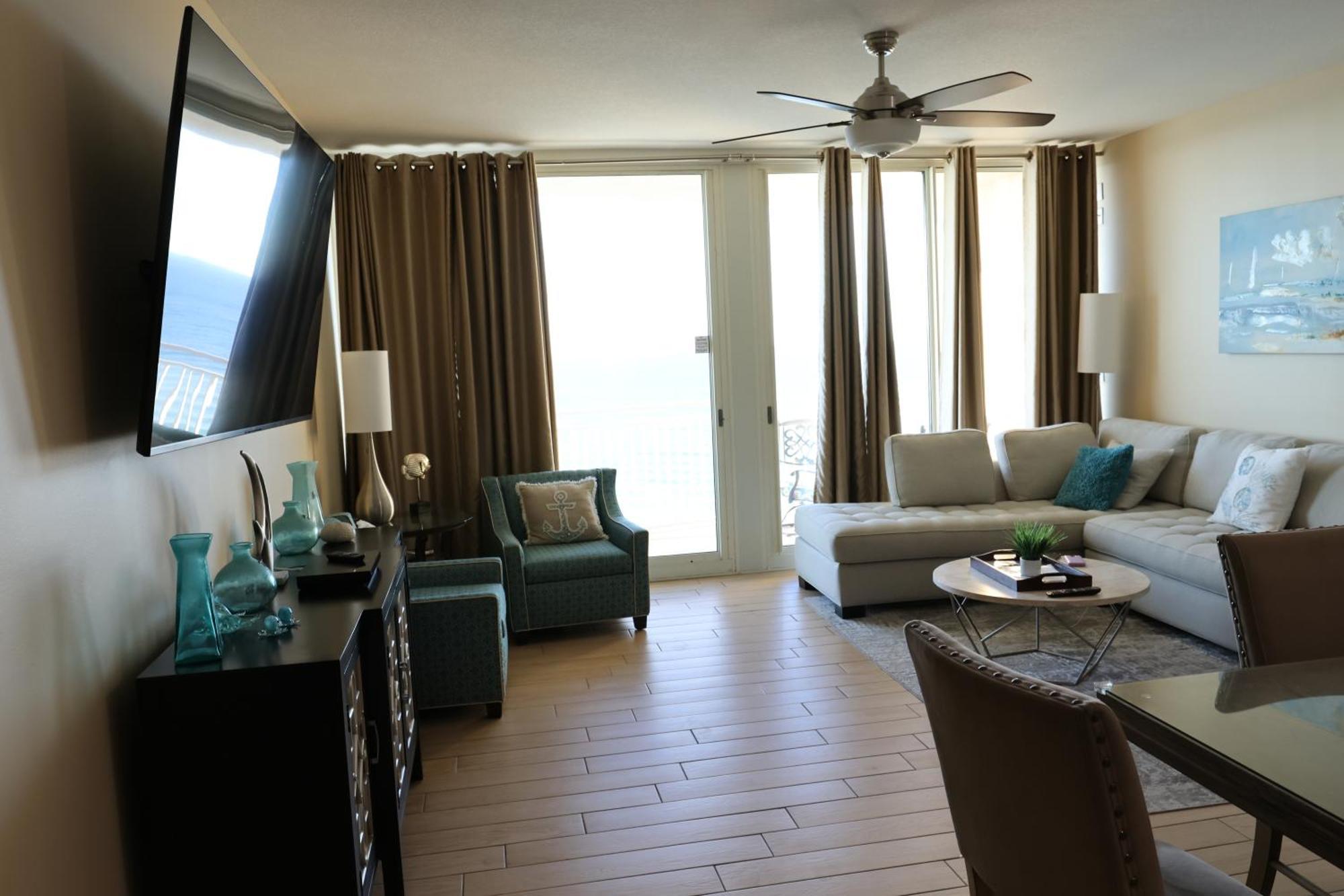 Aqua 1504 Beachfront Condo With Free Beach Chairs Panama City Beach Esterno foto